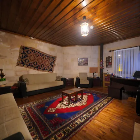 Gerdis Evi Szálloda